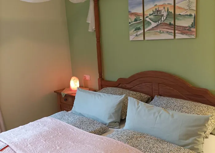 アパート Ilona, Armin & Simon Funke